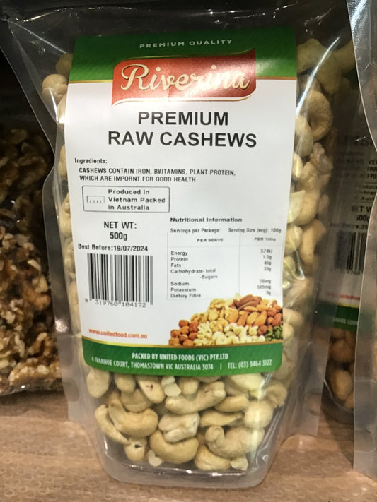 PREMIUM RAW CASHEWS