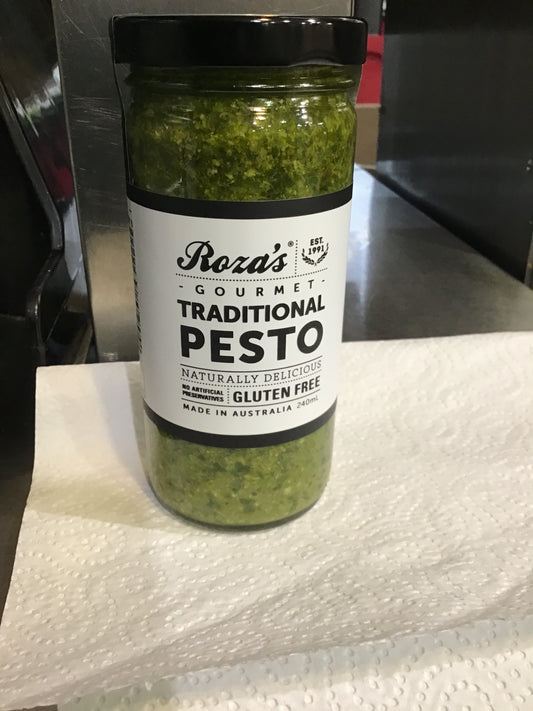 TRADITIONAL PESTO